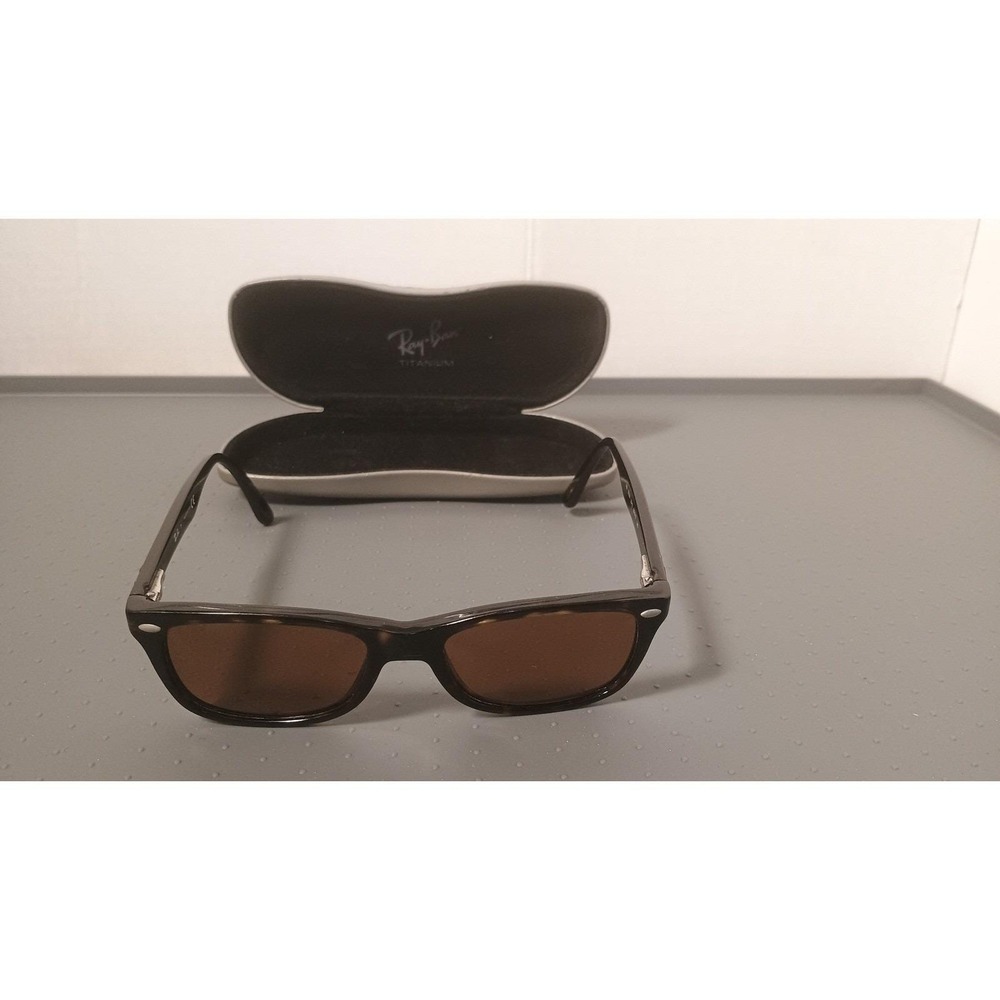 Ray-Ban Black Frame Brown Lens Wayfarer Sunglasses